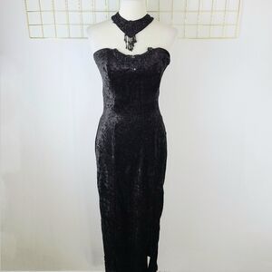 All that Jazz Black Crushed Velvet Witchy Beaded Goth Vintage Choker Dress